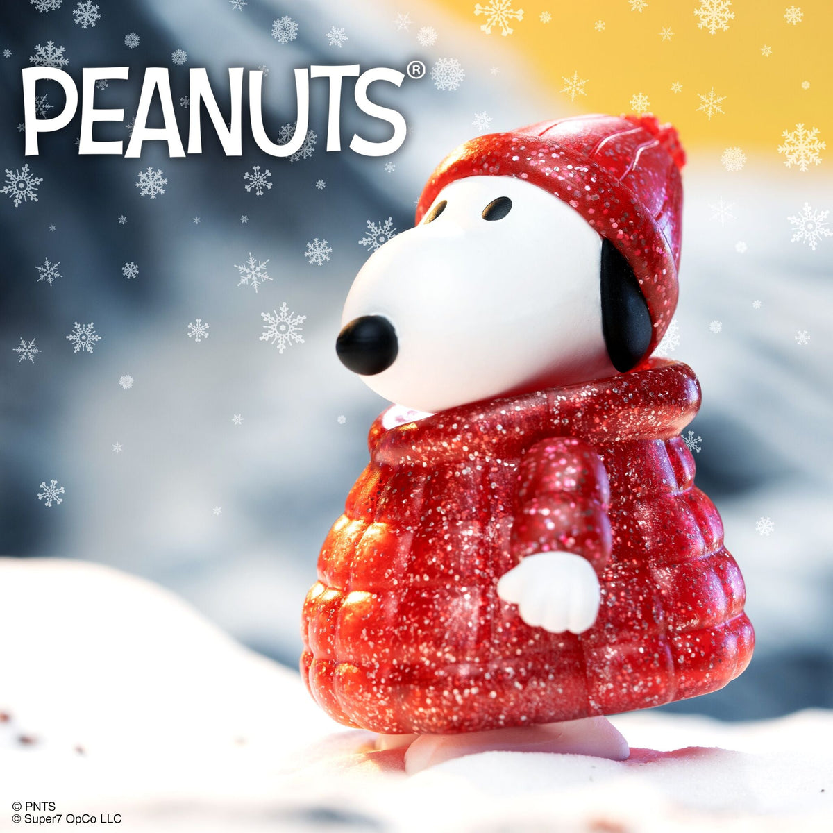 Peanuts ReAction Figures - Snoopy Puffy Coat  (Red Glitter)