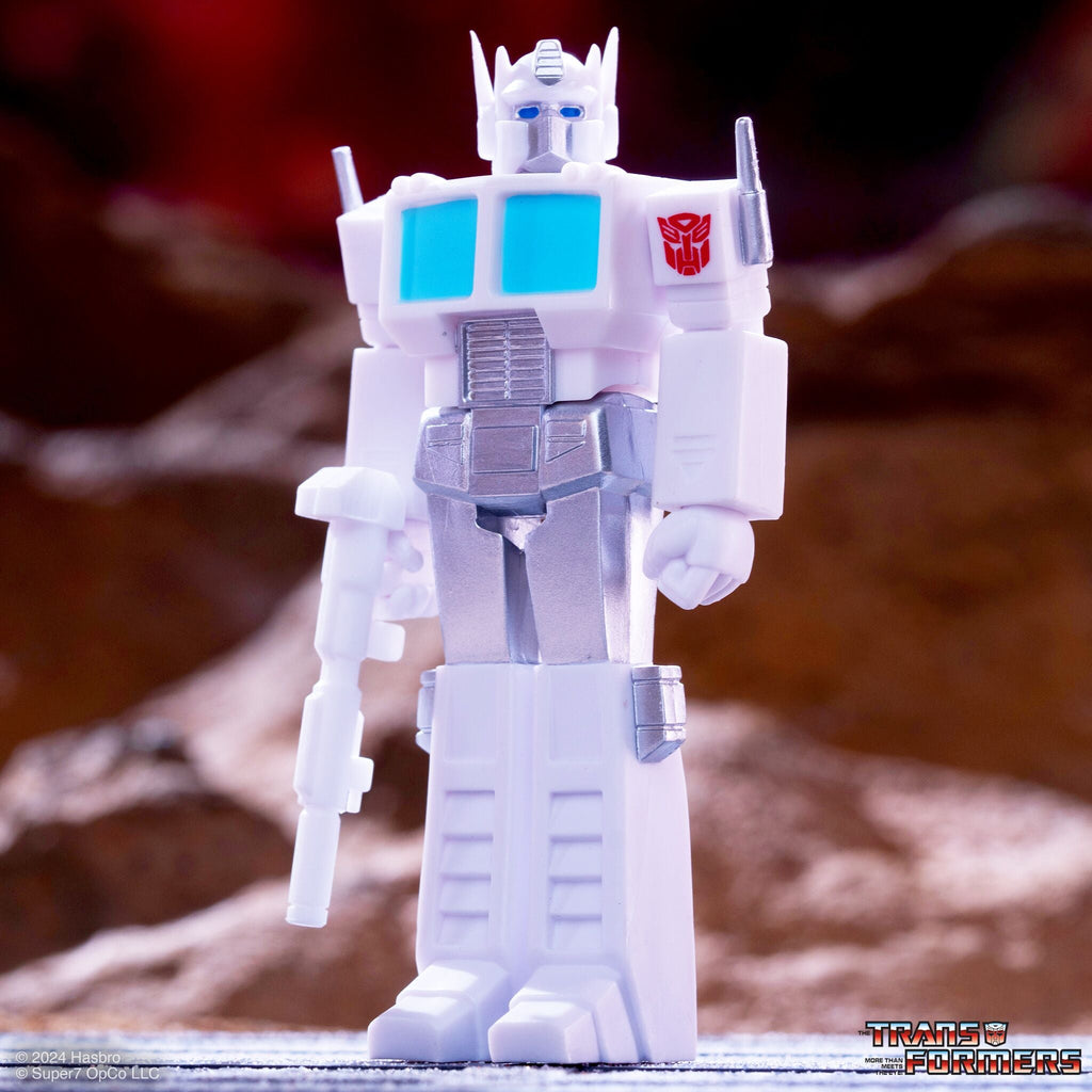 Transformers ReAction Figures Wave 08 - Optimus Prime (Ultra Magnus)