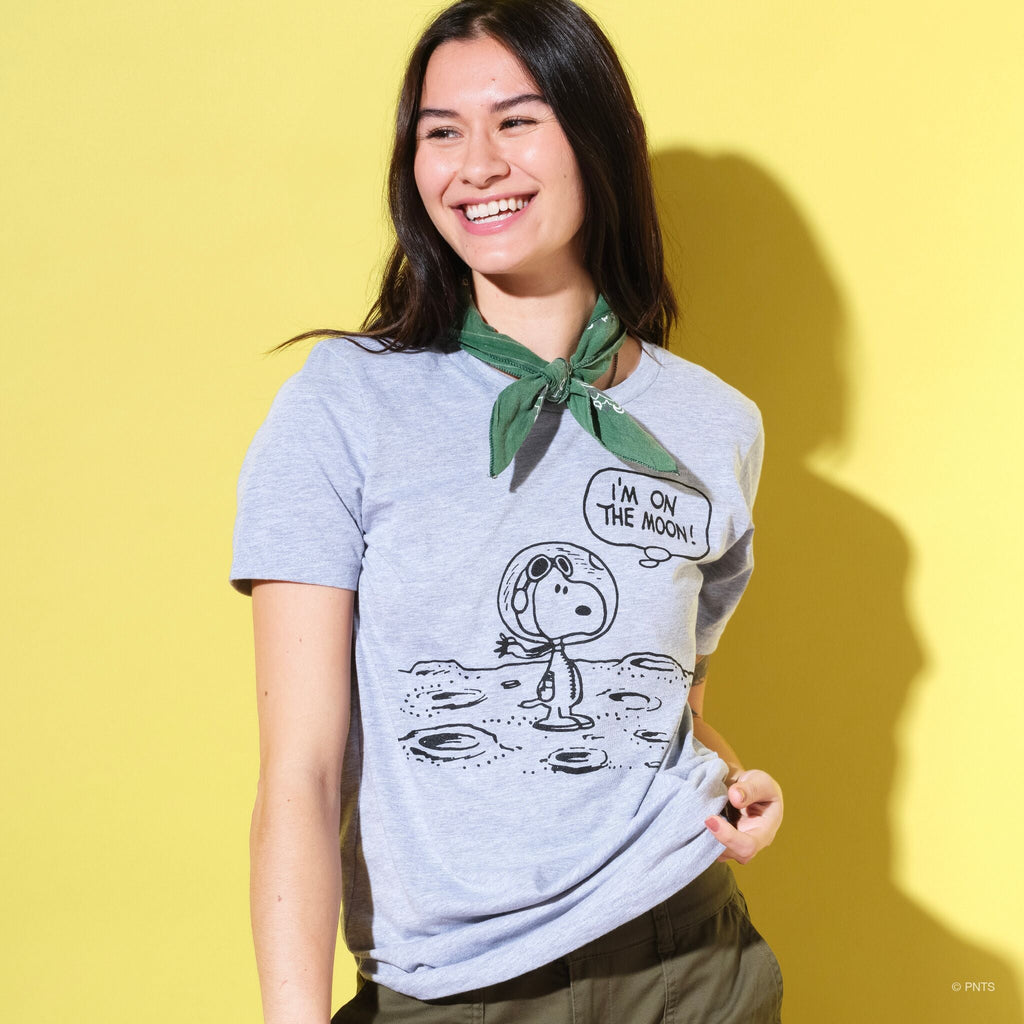 Peanuts Snoopy on the Moon - Athletic Heather T-shirt
