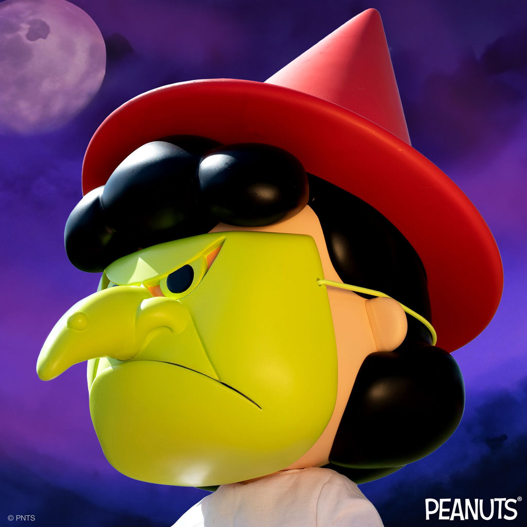 Peanuts SuperSize Vinyl - Lucy in Witch Mask