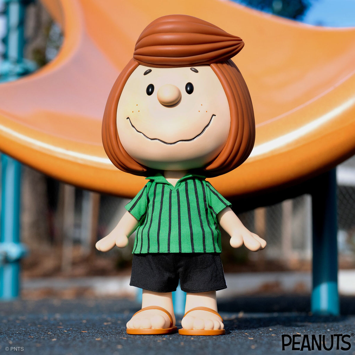 Peanuts SuperSize Vinyl - Peppermint Patty