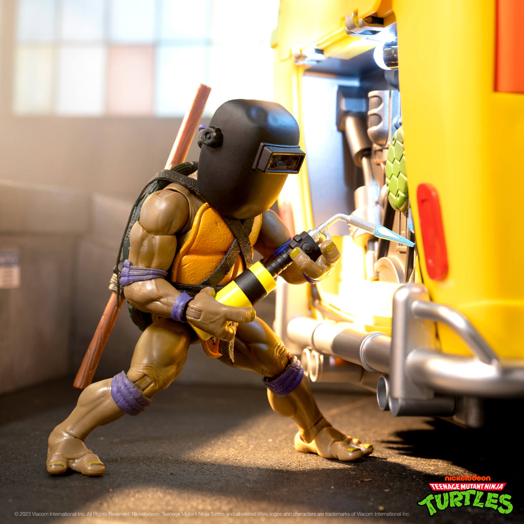 Teenage Mutant Ninja Turtles ULTIMATES! Vehicle - Party Wagon