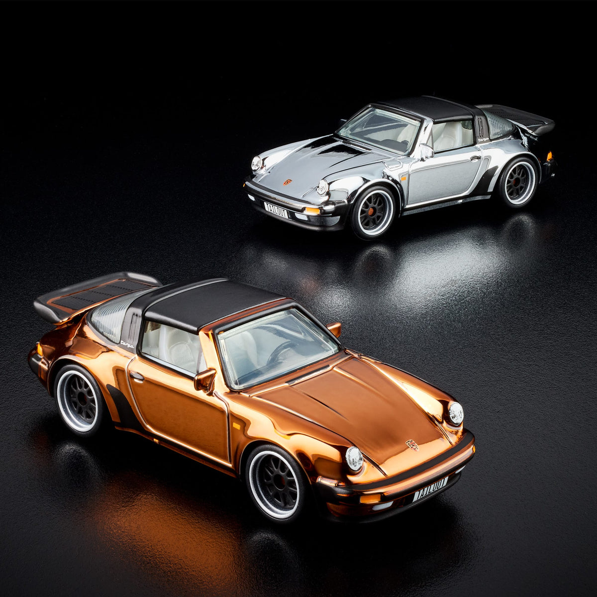 Hot Wheels RLC Exclusive 1988 Porsche 911 Targa Turbo - Standard OR Chase Variant (Randomized)