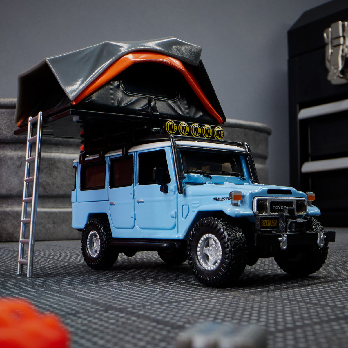 Hot Wheels Elite 64 Mod Shop 1982 Custom Toyota Land Cruiser FJ45 Troopy